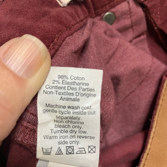 Madewell Womens Velvet Kick Out Crop Flare Burgundy Pants - Picture 5 of 7